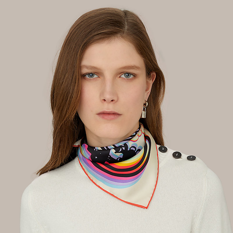 Brides de Gala Shadow scarf 45 | Hermès Australia